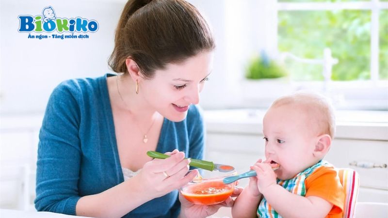 điều trị biếng ăn sinh lý ở trẻ