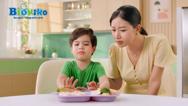 biếng ăn do món ăn không đa dạng